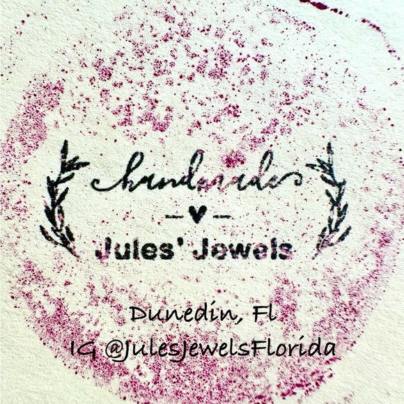 Coral shell locket necklace 16” - Picture 5 of 5